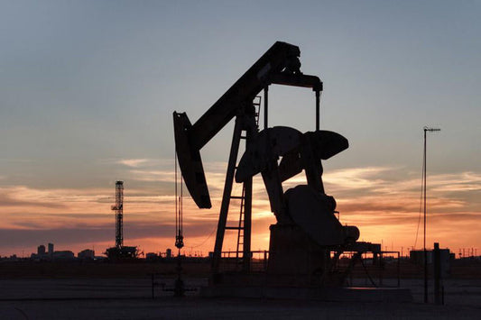 Oil Prices Slip as Trump’s Russia Deadline Eases Supply Fears—But Long-Term Risks Remain